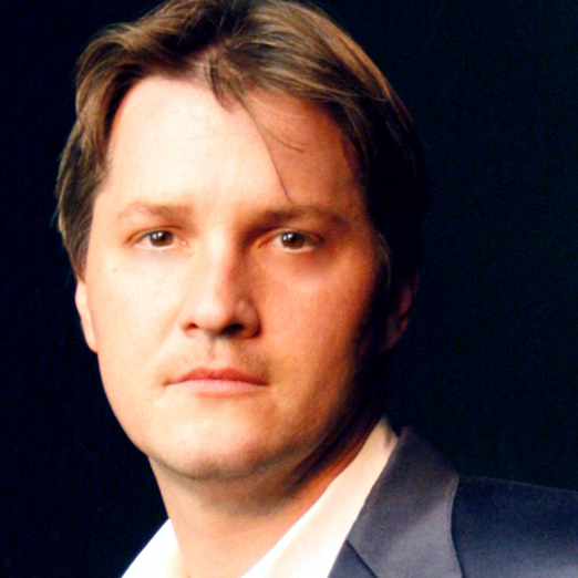 BrianHeadshot3